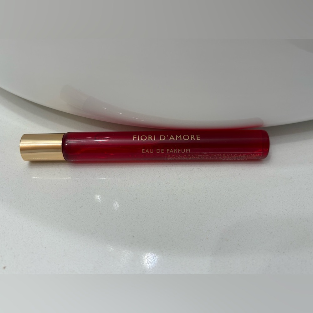 Bvlgari Travel Size Fiori D’Amore & BLK Rose Oil - Picture 13 of 15
